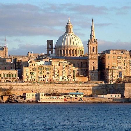 Cosy 1Br Penthouse With Terrace, Great Location Apartment Gzira Екстериор снимка