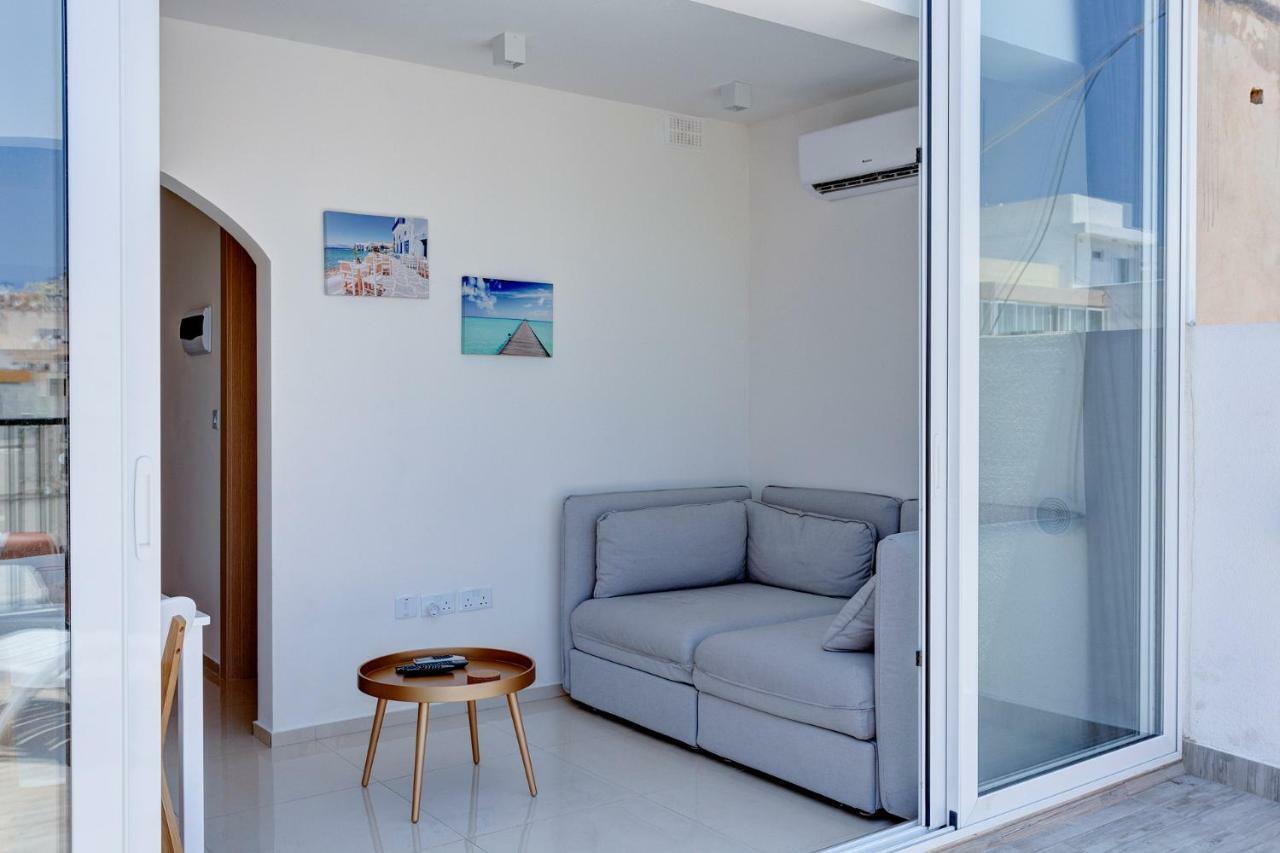 Cosy 1Br Penthouse With Terrace, Great Location Apartment Gzira Екстериор снимка