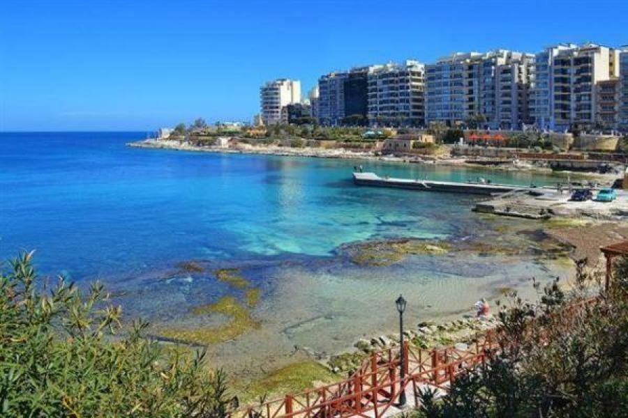 Cosy 1Br Penthouse With Terrace, Great Location Apartment Gzira Екстериор снимка